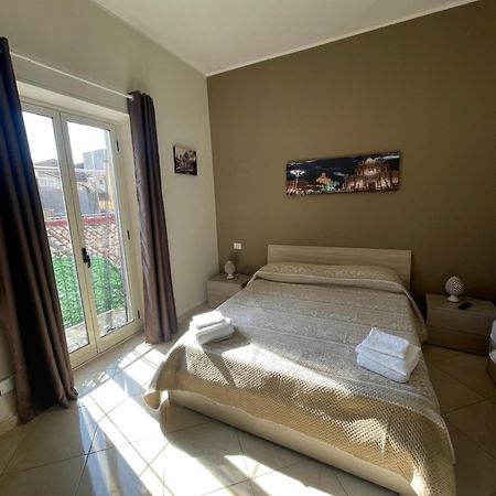 Aurora House Villa Катания Екстериор снимка